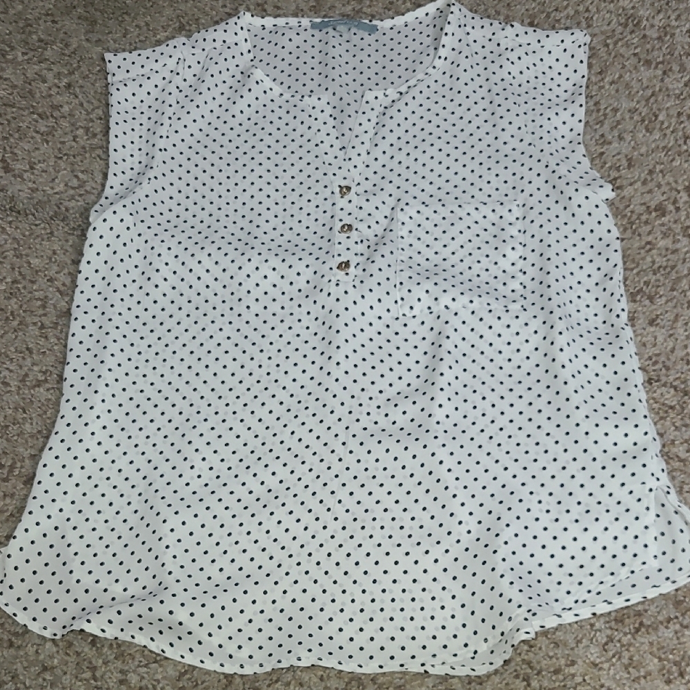 Sweet Rain Black and White Sleeveless Blouse with Mandarin Collar